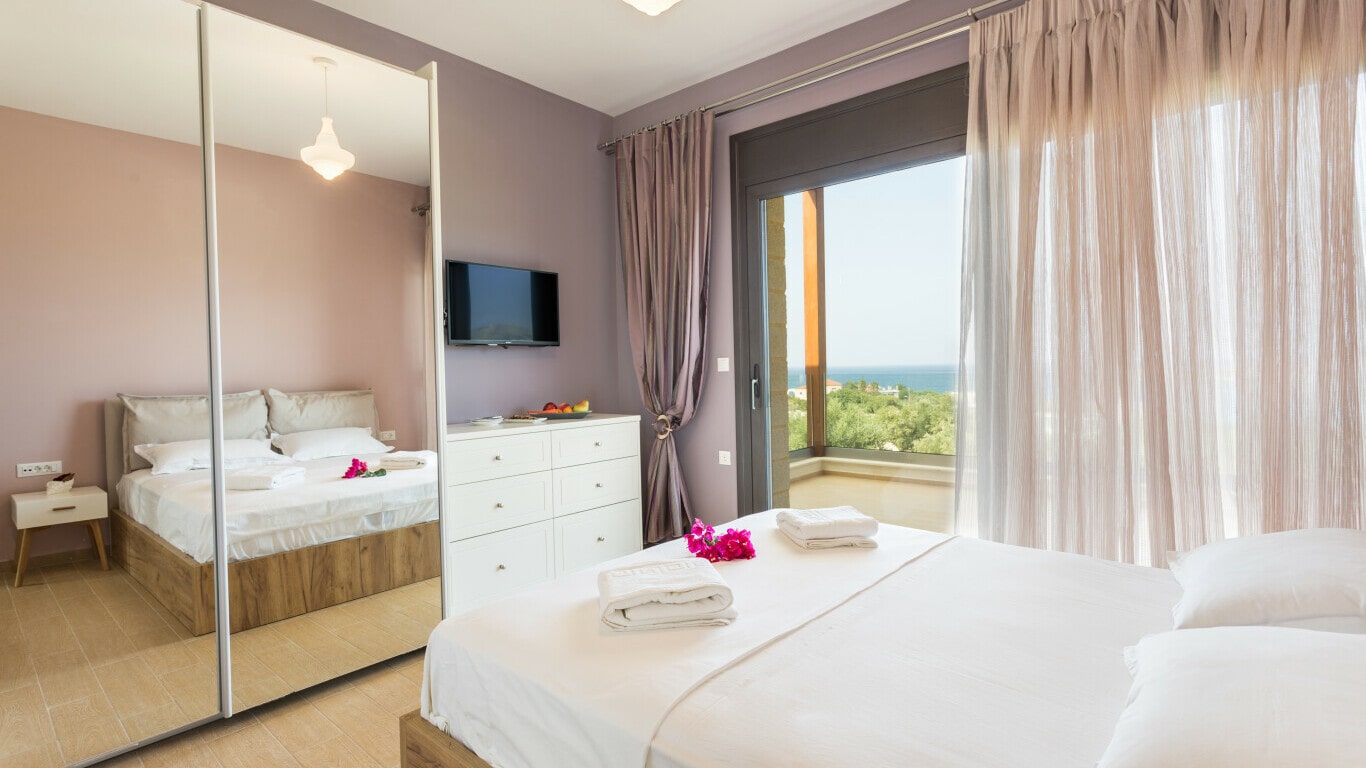 villa with luxury bedroom in Chania- Kyriakidis