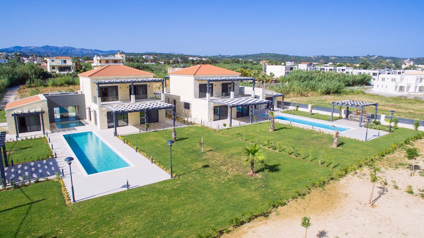 invest in Crete: Aquamarine ready stone villa