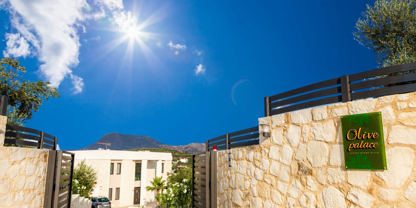 stone house in Crete- Main entrance View- Construction and Real Estate Kyriakidis