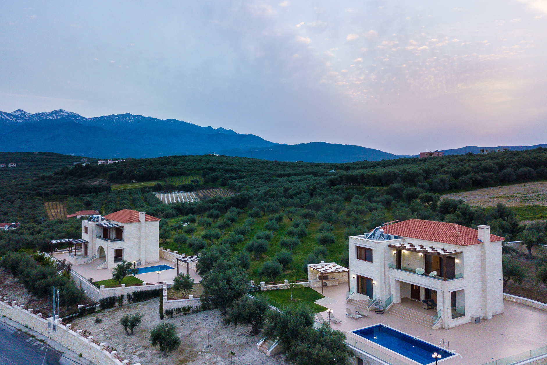 σπίτια με θέα στην Κρήτη- θέα θάλασσα και βουνά
